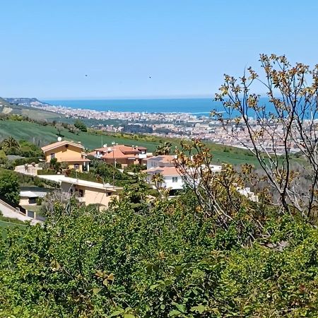 B&B Verena, Casa Ferrari Colonnella Ngoại thất bức ảnh